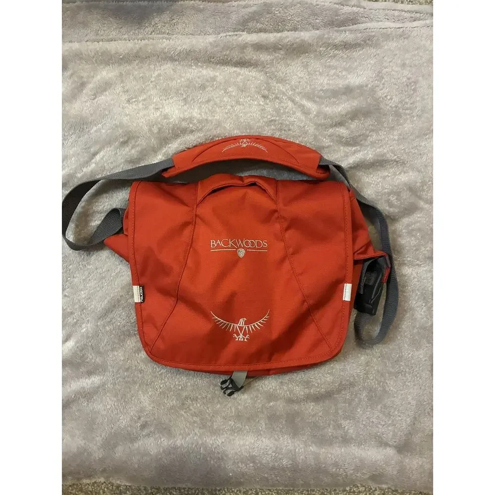 Osprey Backwoods Red Messenger Bag Adjustable Strap Padded Shoulder